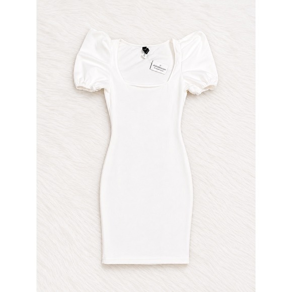 Windsor Dresses & Skirts - NWT Windsor White Puff Sleeve Bodycon Dress Medium | Bridal Shower Graduation